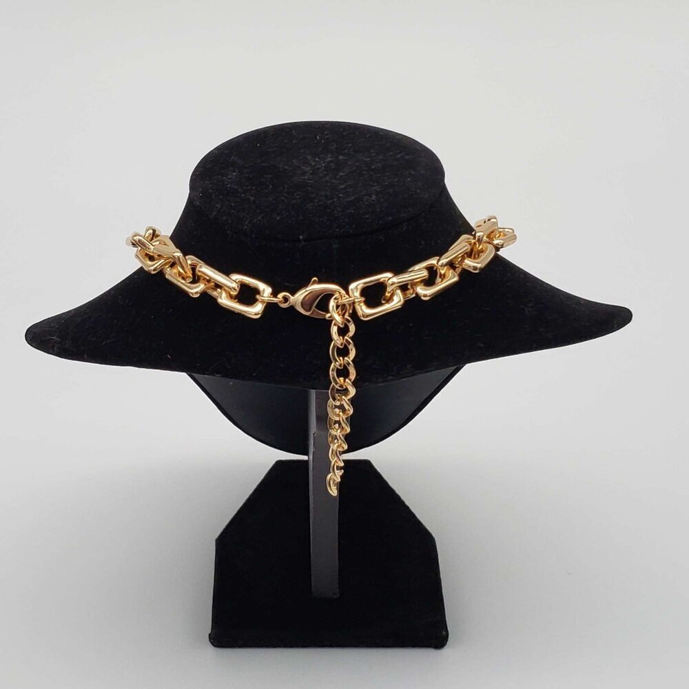 Authentic Louis Vuitton Lock & Key with Unbranded Gold Plated Chain Necklace - Picture 3 of 7